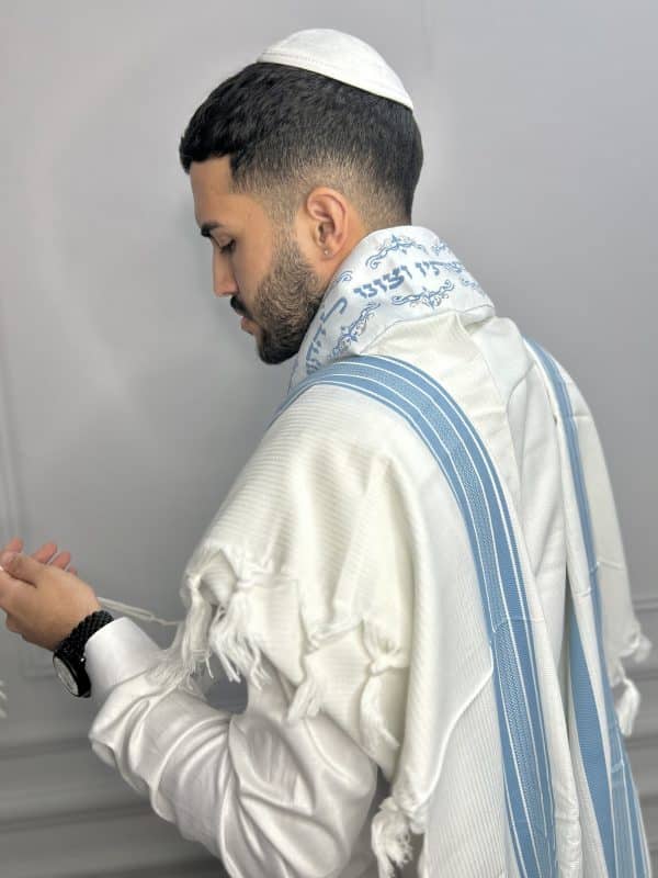 טלית כותנה - פסים תכלת